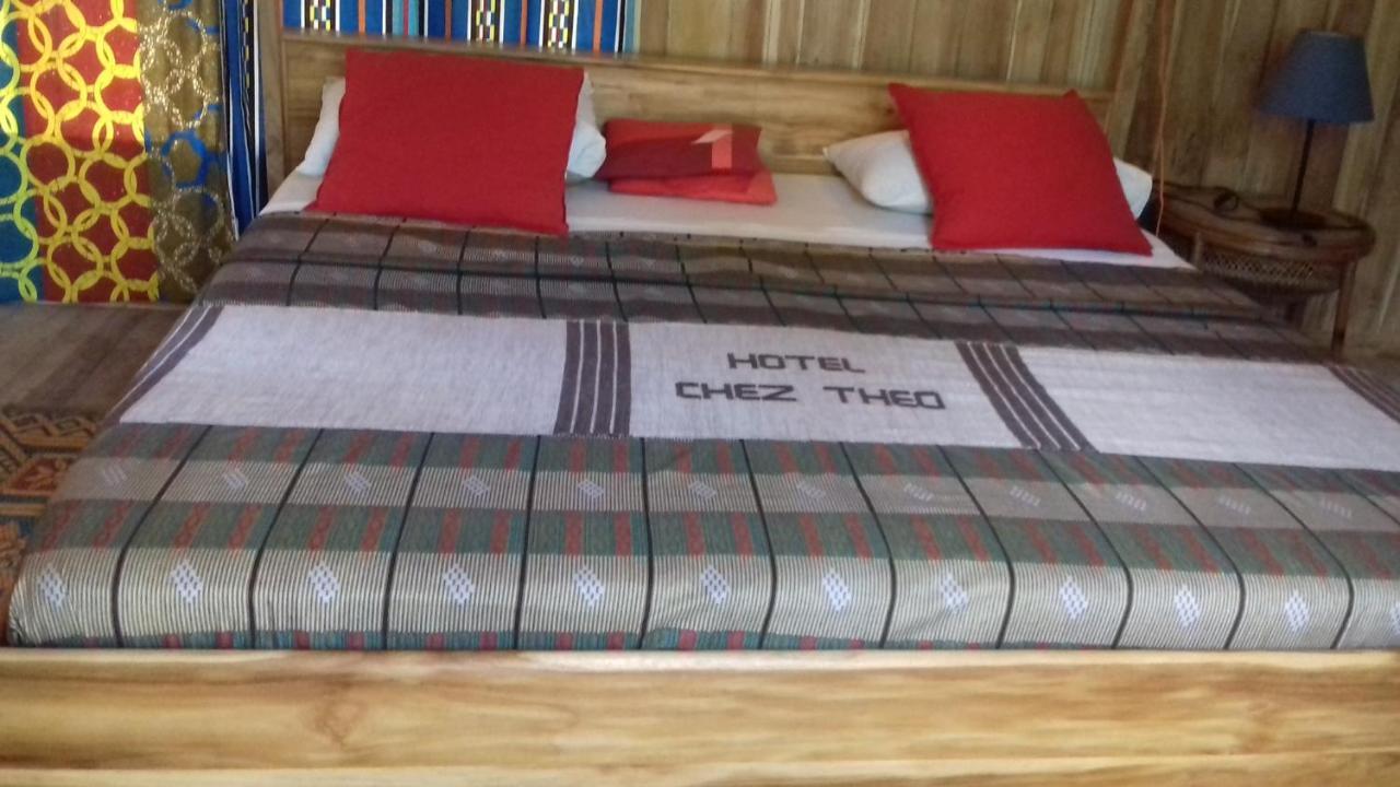 Bopa Hotel Restaurant Chez Theo מראה חיצוני תמונה